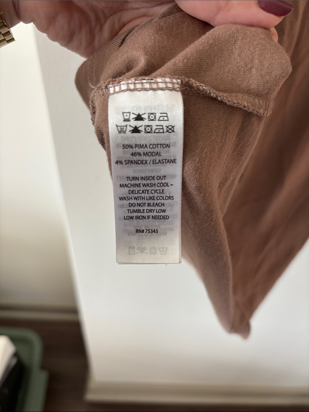 Tahari Short Sleeve Basic V-Neck - Picture 4 of 4